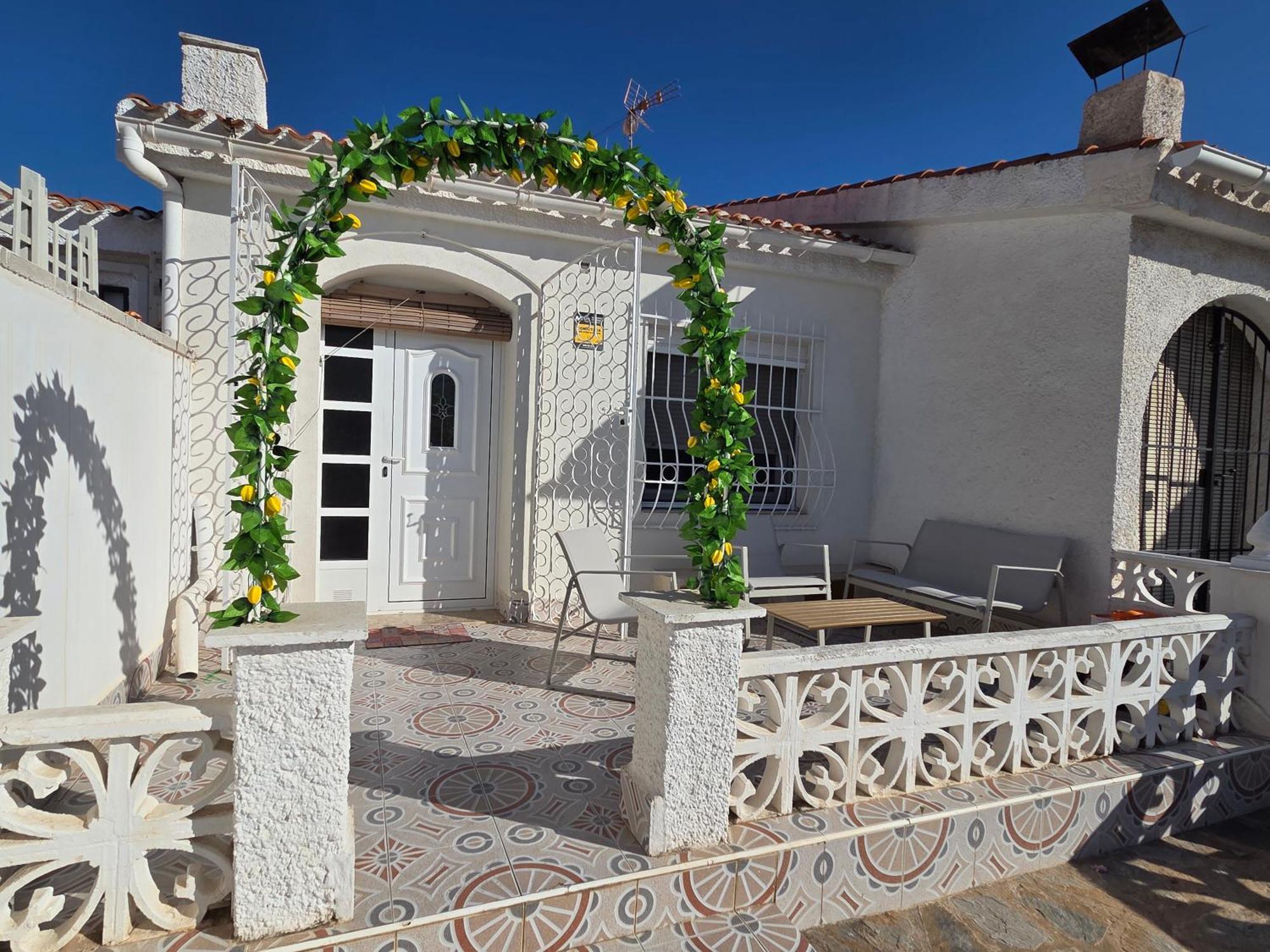 Holiday Apartments Torrevieja Exterior photo