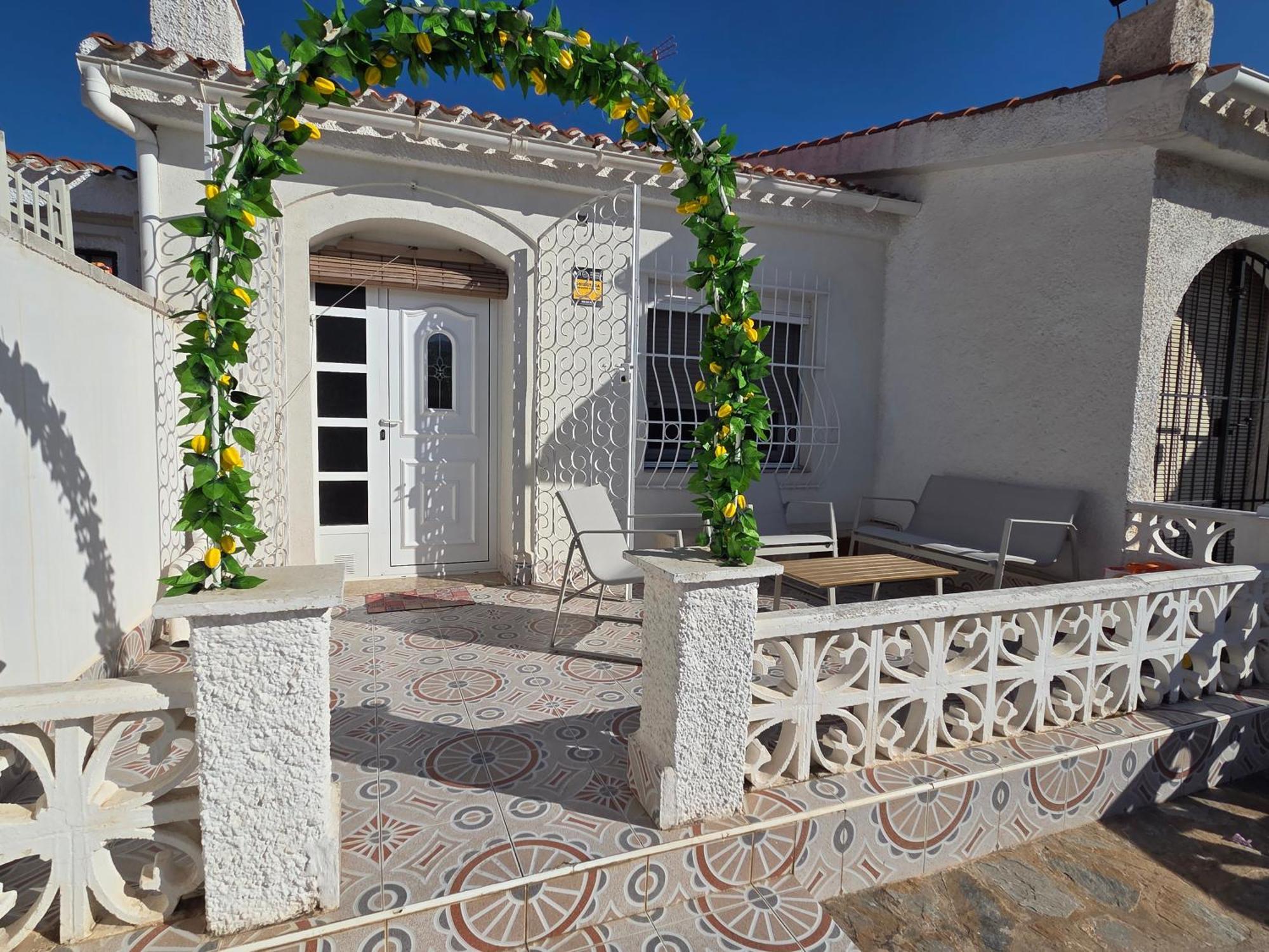 Holiday Apartments Torrevieja Exterior photo