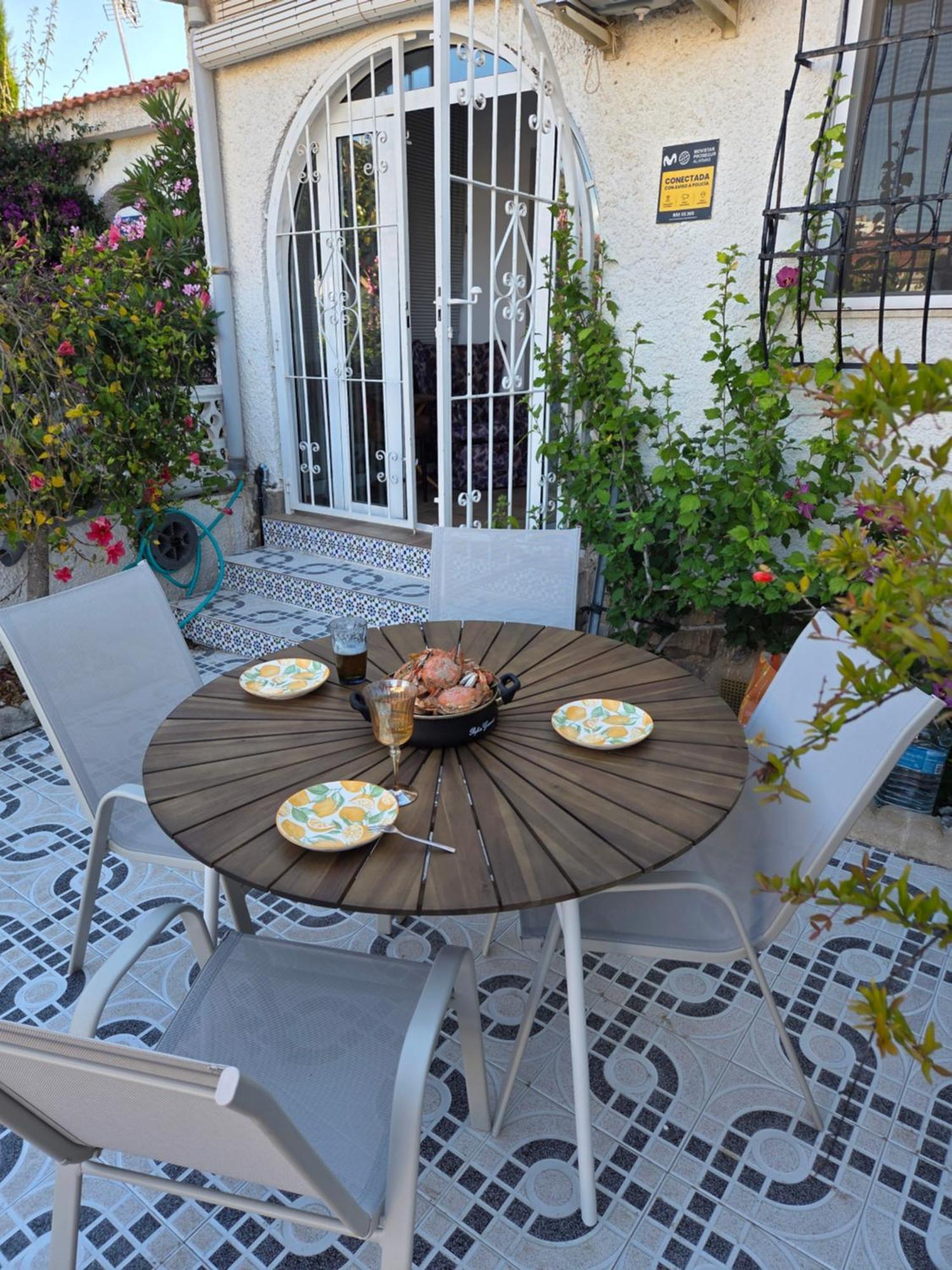 Holiday Apartments Torrevieja Exterior photo